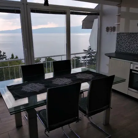 Apartman Angela Rijeka Buitenkant foto