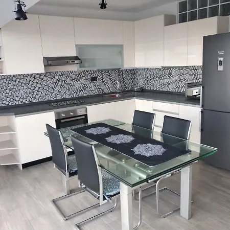 Apartman Angela Rijeka Buitenkant foto